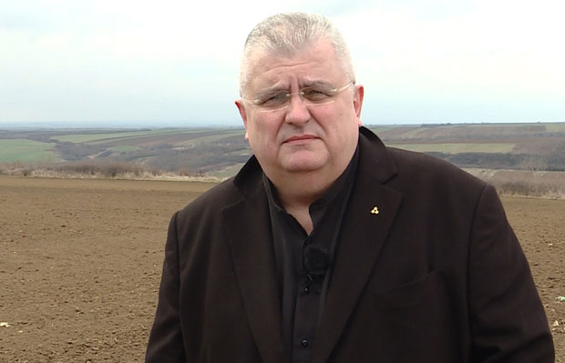 Шпијунка: Чанак позвао „твитераша” на скупштински ручак